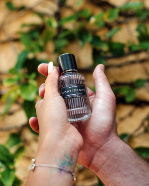 Eye of Love Confidence Attract Her Pheromone Parfum Buy in Singapore LoveisLove U4Ria