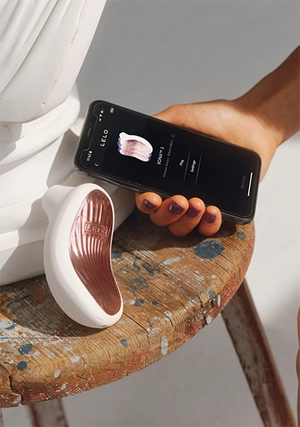 LELO Sona 3 or Sona 3 Cruise App-Controlled Sonic Clitoral Massager Award-Winning & Famous - Lelo  Buy Sex Toys in Singapore LoveisLove U4Ria
