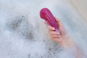 Womanizer Vibe Lay on Vibrator With New UltraWave Vibration Buy in Singapore LoveisLove U4Ria