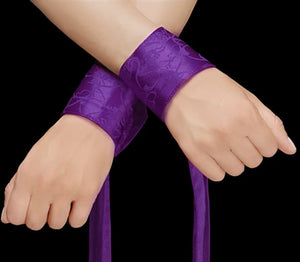 Lelo Etherea Silk Cuffs Purple or Black