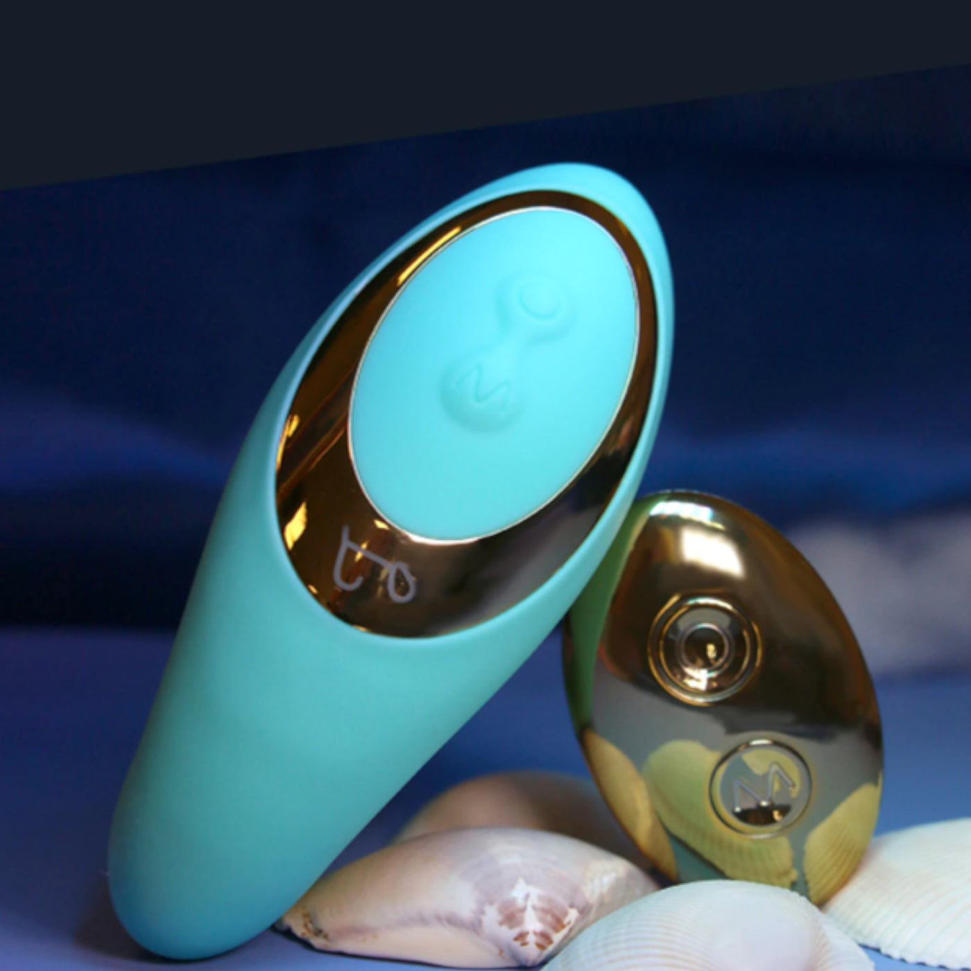 Tracy's Dog OG Pro 2 Clitoral Sucking Vibrator with Remote Control Pur Love is Love Tracy's Dog OG Pro 2 Clitoral Sucking Vibrator with Remote Control Pur Love is Love